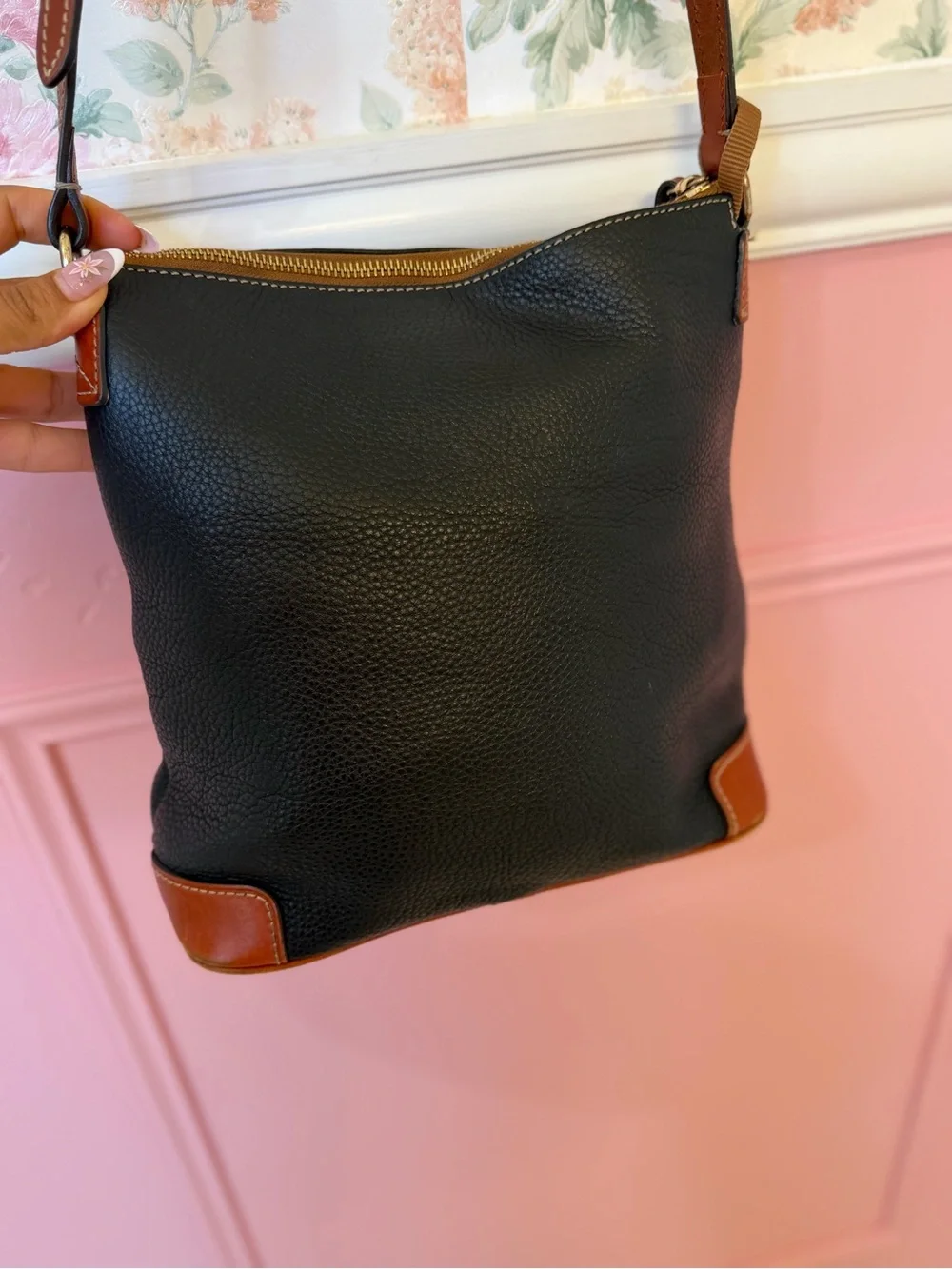 Y2kDooney & Bourke Black Pebbled Leather Crossbody with Brown Trim